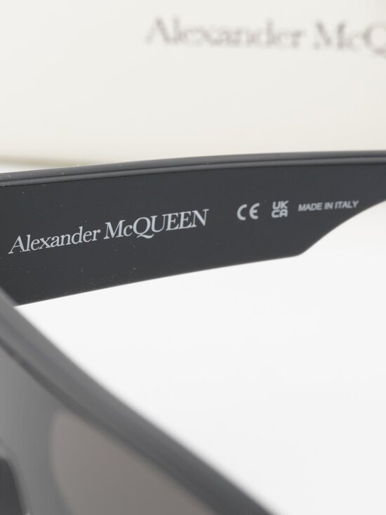 Alexander McQueen AM0386S 001 Shield Sunglasses - Black main image 7